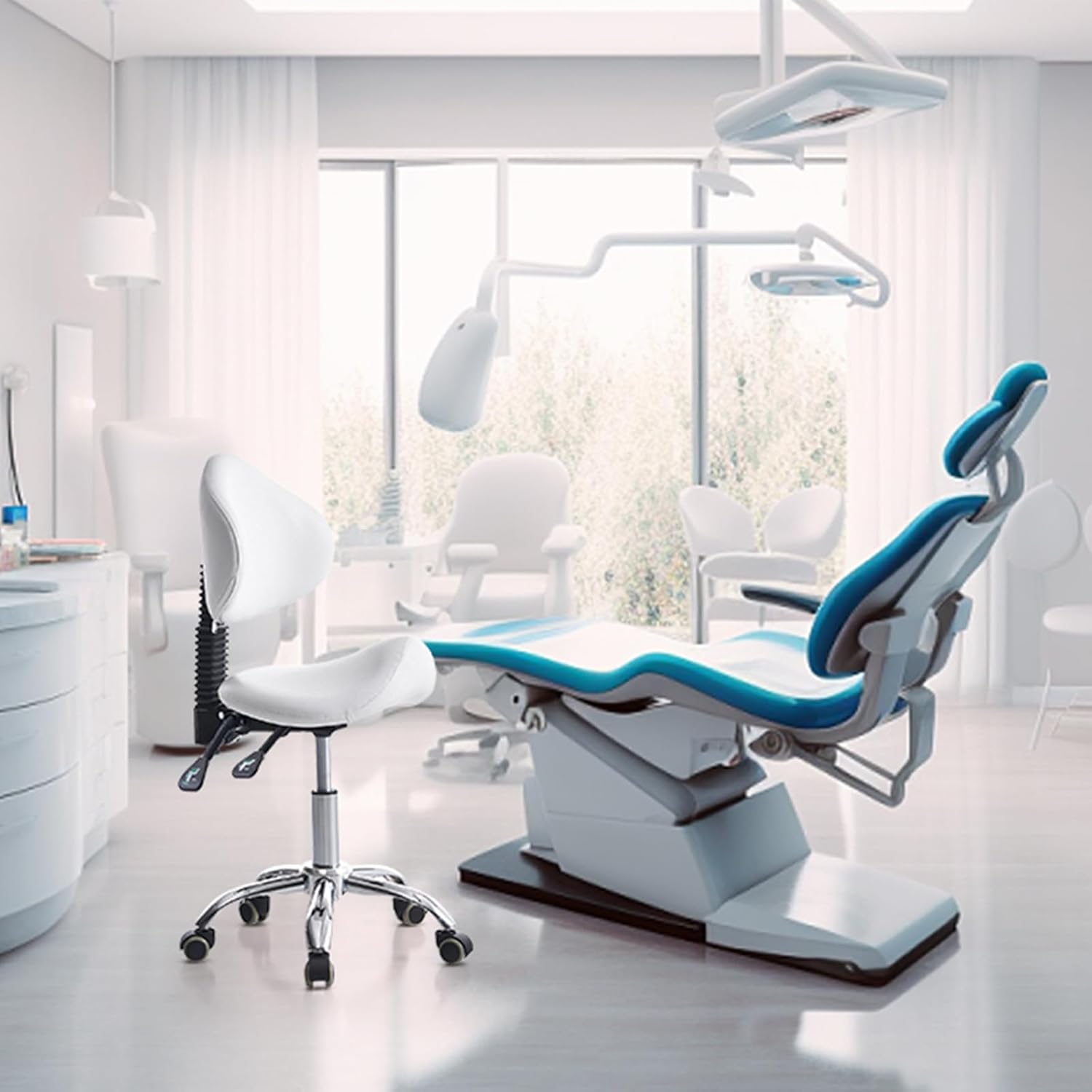 Krzesło stołkowe na kółkach z  – Office Tech Chair recenzja i cena